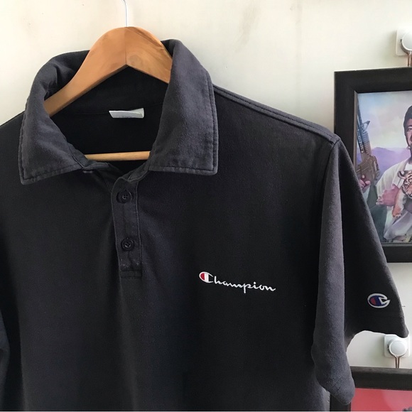 Champion Black polo(M-L) - Picture 2 of 9